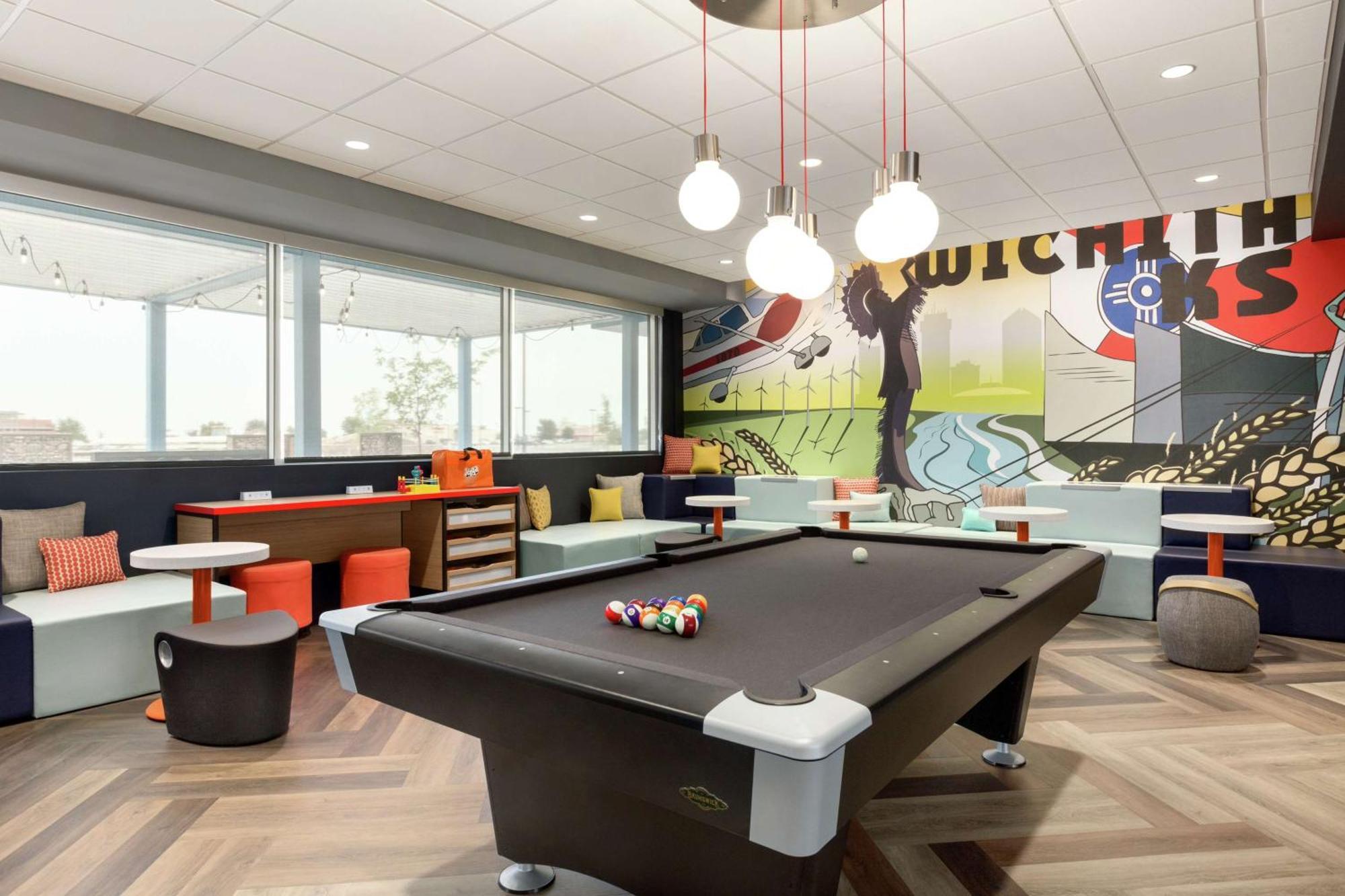 Hotel Tru By Hilton Wichita Northeast Esterno foto