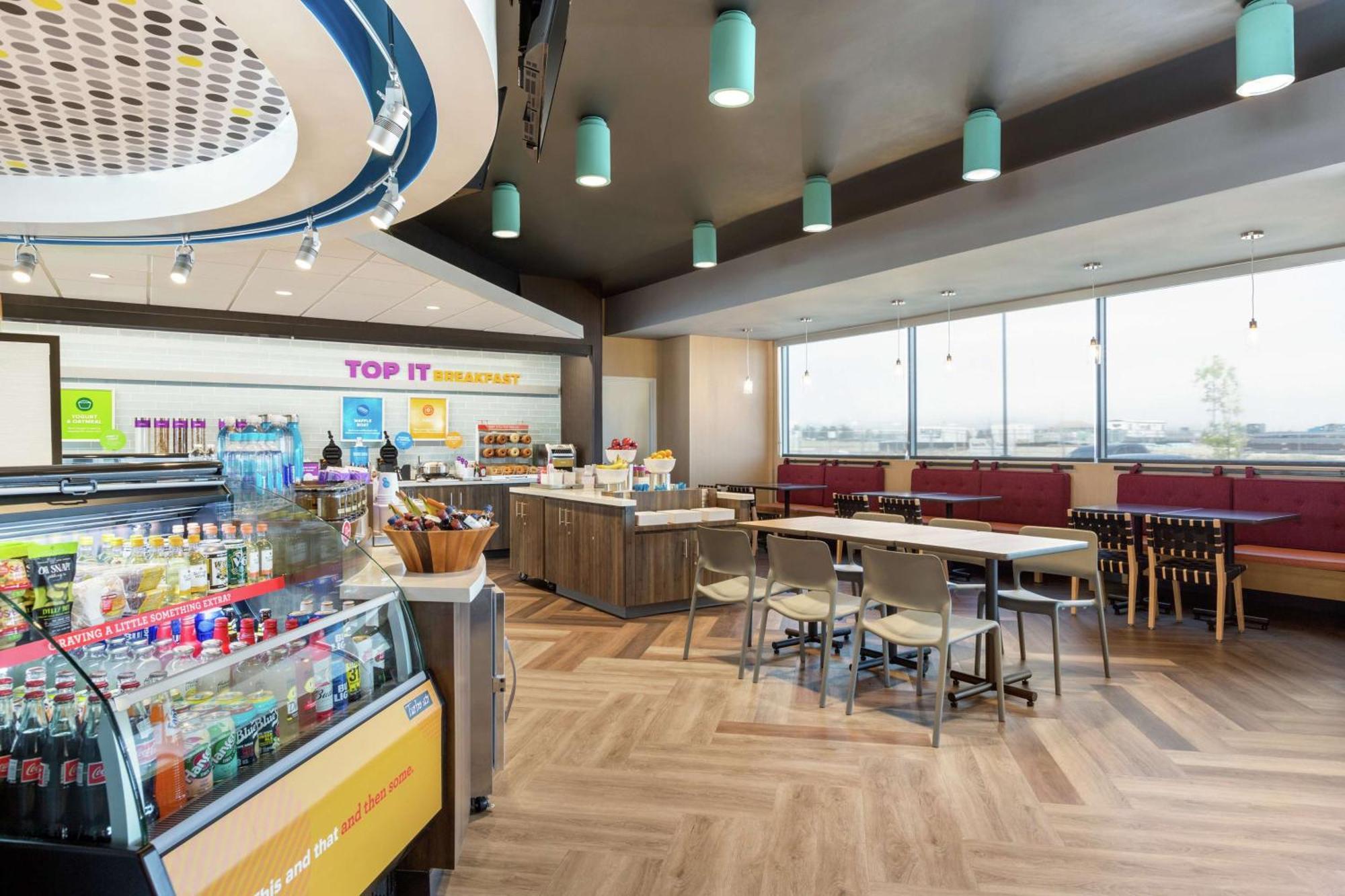 Hotel Tru By Hilton Wichita Northeast Esterno foto